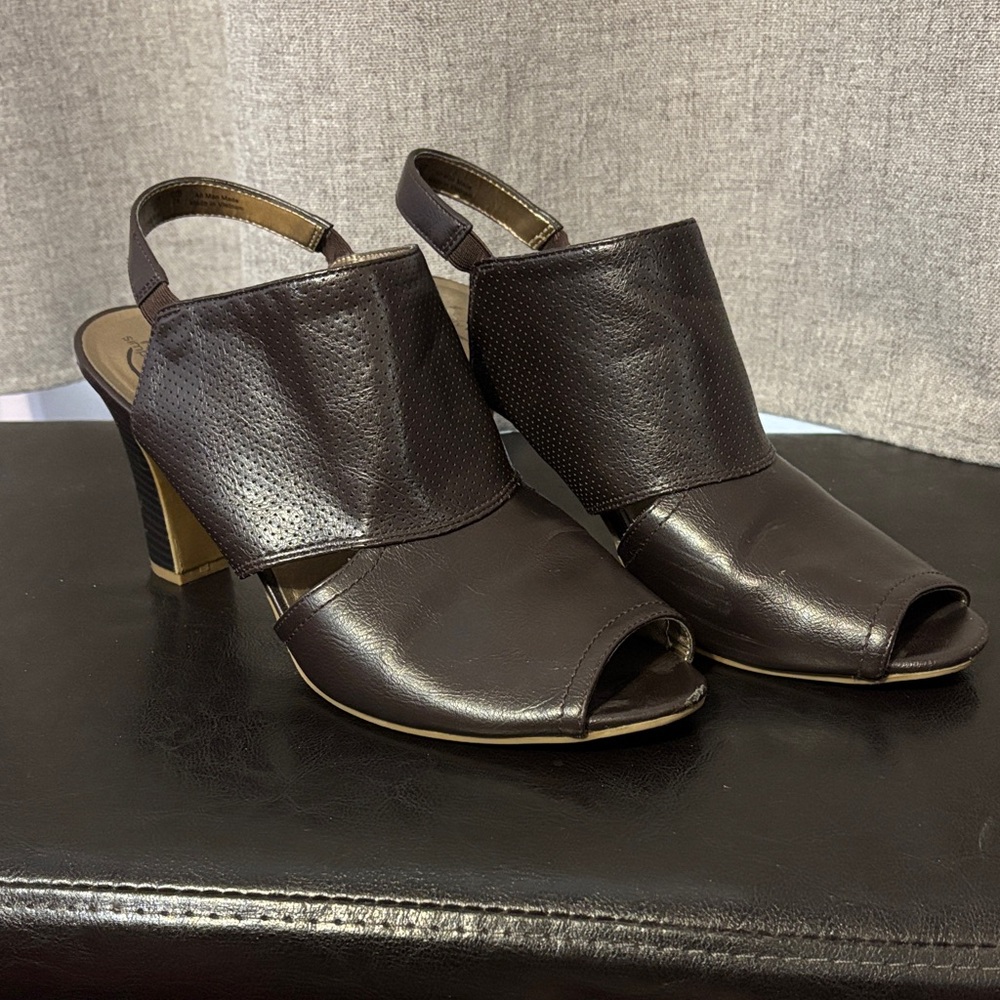 Life Stride Women’s Dark Brown Heels Size 11